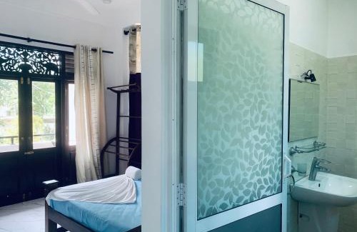 Rumassala House | Center Point Villa Unawatuna