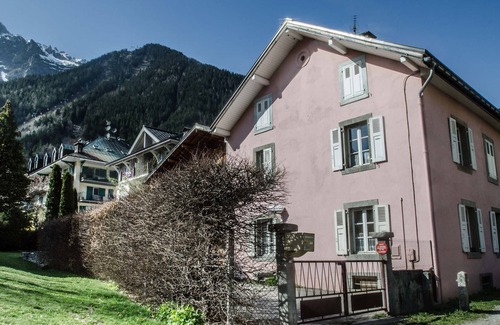 Chamonix City Centre Apartment | Central apartment in Chamonix with WiFi and pets allowed