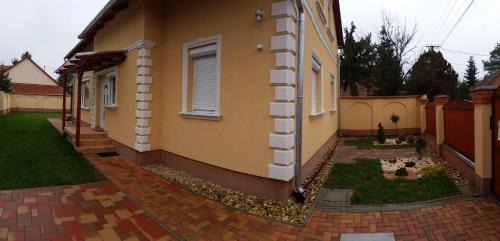 Gyula Apartment | Central-Aqua Apartman