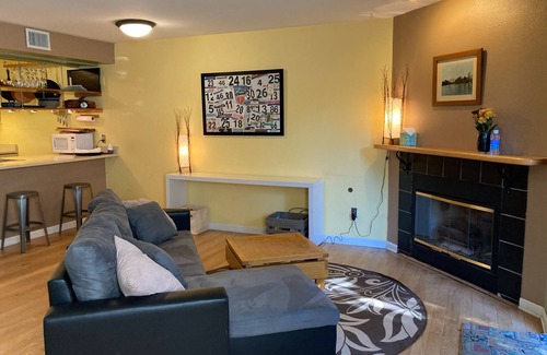 Old North Boulder Apartment | Central Boulder Studio Condo - Quiet Space Close to Downtown!