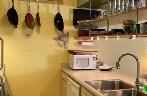 Old North Boulder Apartment | Central Boulder Studio Condo - Quiet Space Close to Downtown!