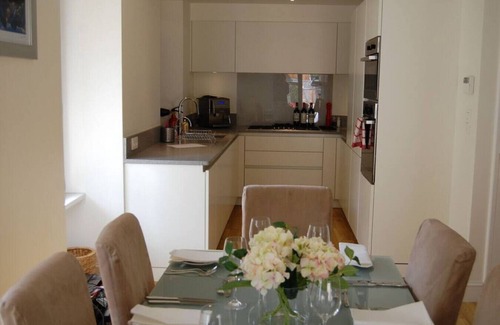 Chamonix City Centre Apartment | Central Chamonix, 3 bedroom apartment with private garden & views of Mont Blanc