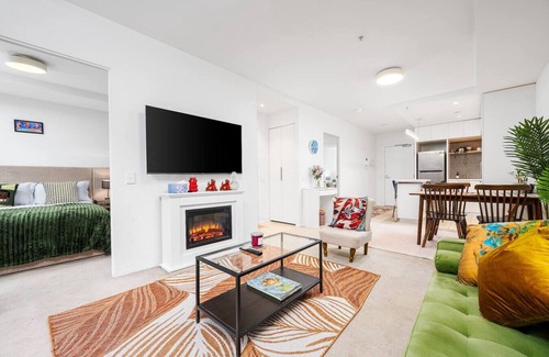 Abbotsford Apartment | Central Cosy Private Hideaway in Richmond