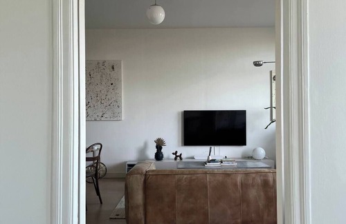 Centrum Apartment | Central Design Apartment - Near Ullevi and Heden with Balcony