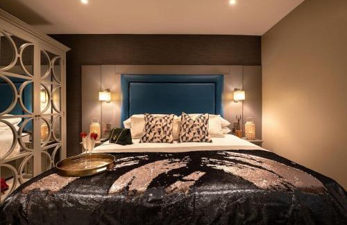 Killarney House | Central Entire House comprising 4 apartments