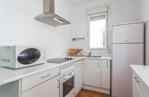 Jeronimos Apartment | Central penthouse, comfortable and bright