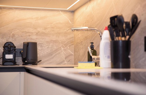 Riscani Apartment | Central Rîșcanu 1BR – Easy Access to Bus & Stores