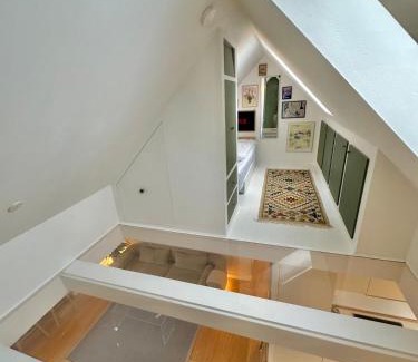 Indre by Apartment | Central rooftop apartment by ARoS with balcony