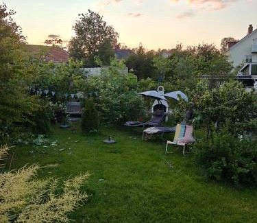 Umea Apartment | Centrala stan- 2-rums Gästsvit, perfekt för kollegor som önskar separata rum