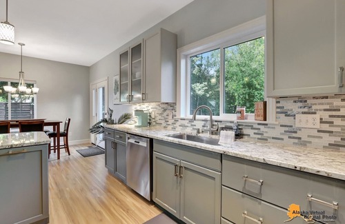 University Area House | Centrally located in UMed District. Steps from AK Air Venue, Prov/ANMC Hospitals