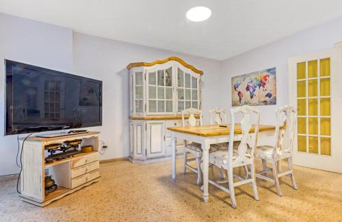 Ruzafa Apartment | Centrally located temporary, very spacious Pataconabluerentals