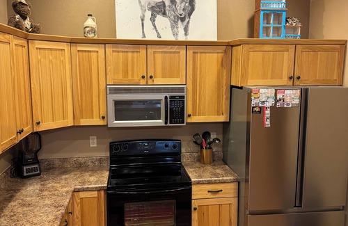 Hill City House | Centrally located to all Black Hills attractions! Best views of Hill City.