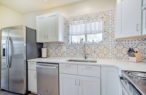 The Garden District House | Centrally Located Tucson Home ~ 5 Mi to Dtwn!