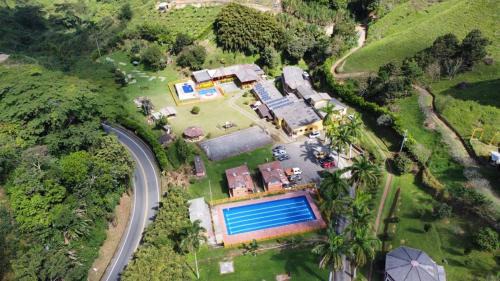 Manizales House | Centro Integral Coodecom