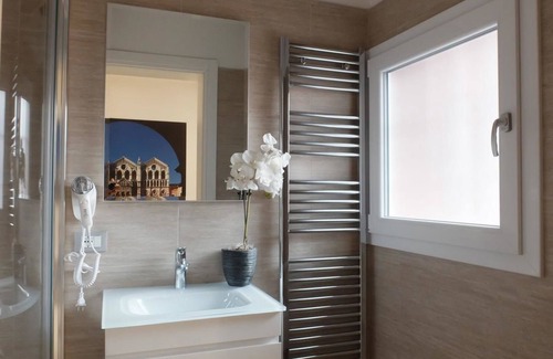 Ferrara Historic Centre House | Centro Storico Suites