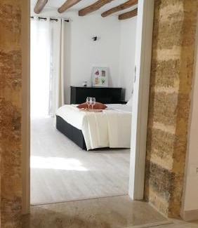 Corso dei Mille - Sant'Erasmo Apartment | Cesare Home
