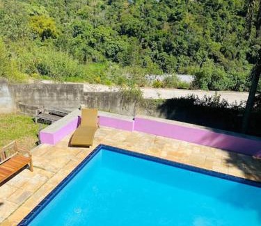 Embu das Artes House | Chácara Aconchegante com Piscina e Salão de Festas