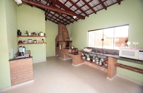 Joanopolis House | Chácara c piscina e vista para Cach. dos Pretos/SP