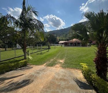 Itapeva House | Chácara para Alugar Recanto dos Picutis