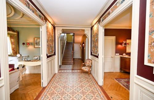 Saint-Christophe-en-Brionnais House | Château de la Chaix