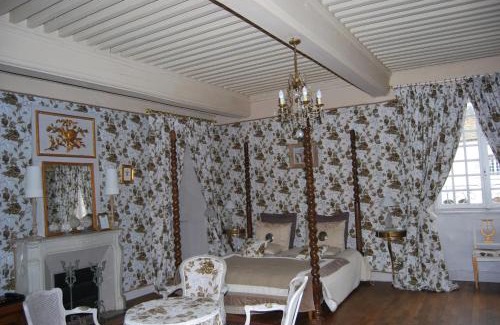 Olliergues House | Château de Chantelauze