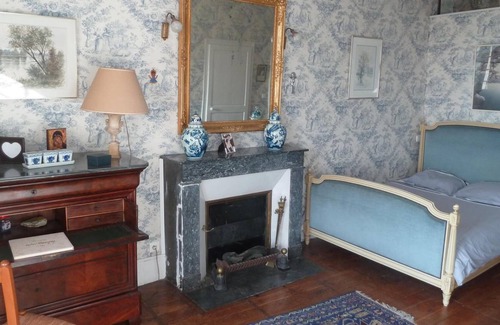 Isle House | Château de la Chabroulie