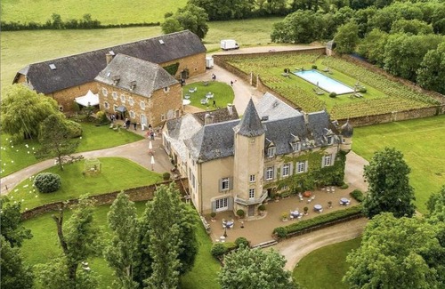 Onet-le-Chateau Hotel | Château de Labro - Teritoria