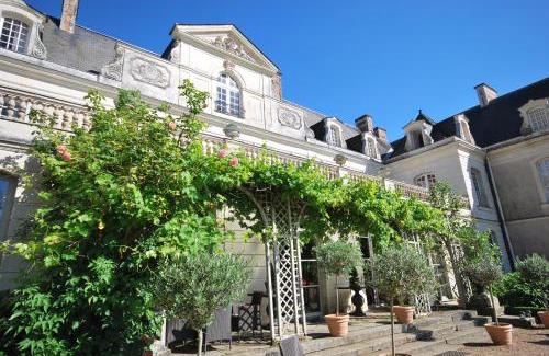 Champigne Hotel | Château Des Briottieres