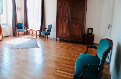 Damblainville House | Château du Mesnil Soleil , gites et chambres d'hôtes