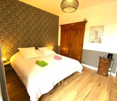 La Limouziniere Bed & Breakfast | CH1- MANOIR DU MOULINIER - Campagne - Calme - Petit-déj inclus - Table d'hôte sur réservation - Parking gratuit