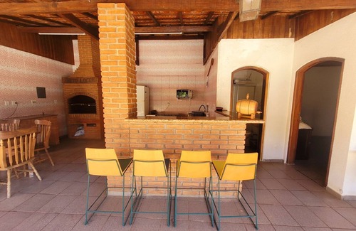 Parque dos Cafezais II House | Chacará a 65 KM de Sâo Paulo, Piscina e Churrasqueira Para um fim de Semana