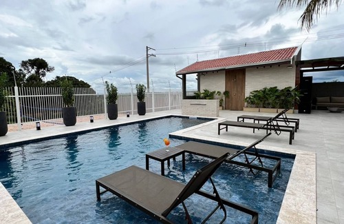 Limeira House | CHACARA ZANCHETTA HEATED SWIMMING POOL BEACH TENNIS WOOD-BURNING FIREPLACE AND ECOLOGY