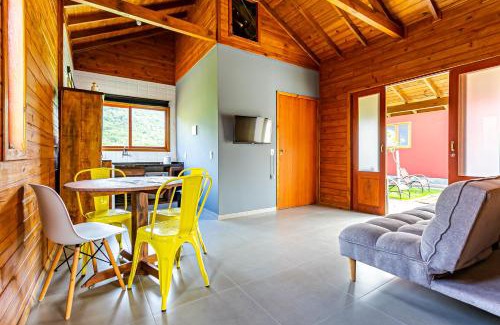 Rio Vermelho Sul Ski Chalet | Chalé aconchegante para descanso e relaxar FDU006