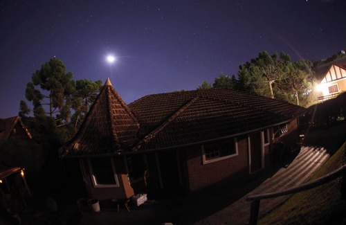 Campos do Jordao Apartment | Chalé Belga - 1,2 km do Centro Turístico Capivari