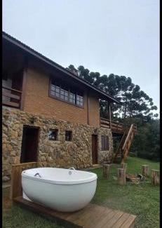 Sao Bento do Sapucai Ski Chalet | Chalé Coimbra