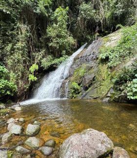 Nova Friburgo House | Chalé da Cachoeira - Cachoeira particular dentro da hospedagem