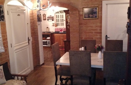 Monte Verde Ski Chalet | ('CHALÉ DA COLINA') TYPICAL ENGLISH VICTORIAN CHALET FOR UP TO 7 PEOPLE (WITH HYDRO)