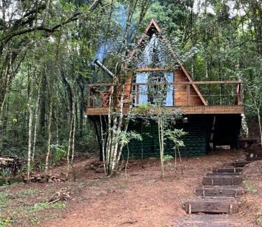 Garibaldi Ski Chalet | Chalé da Roça - Garibaldi