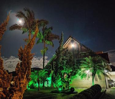 Santo Amaro da Imperatriz Ski Chalet | Chalé do Tabuleiro