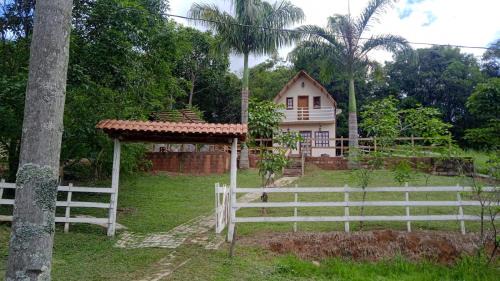 Lagoa Dourada Ski Chalet | Chalé em Lagoa Dourada