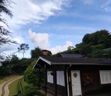 Recanto Araucaria Ski Chalet | Chalé Manacá House