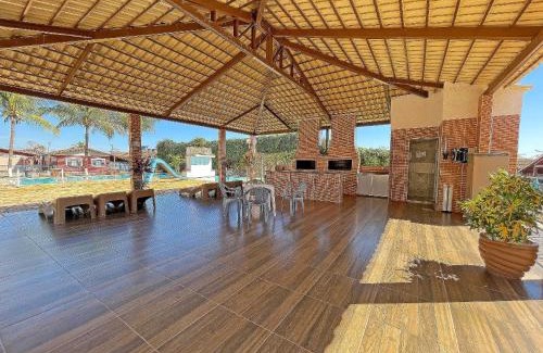 Setor Lagoa Quente Ski Chalet | Chalé perfeito para Férias c/3 Quartos e Piscina