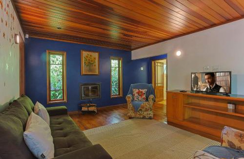 Loteamento Jardim Veu da Noiva House | Chalé Região Turística - Conforto na Natureza