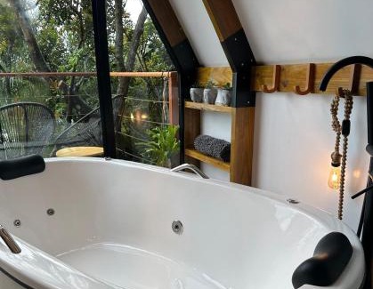 Rio das Pacas House | Chalé SHAKTI Vista Mar na Praia da Solidão Florianópolis