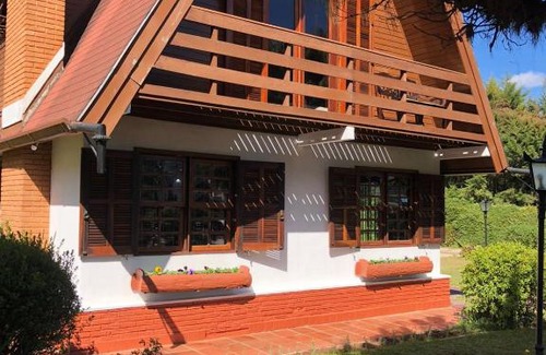 Loteamento Jardim Veu da Noiva House | Chalé Sonho da Vovó - Pertinho do Centrinho!