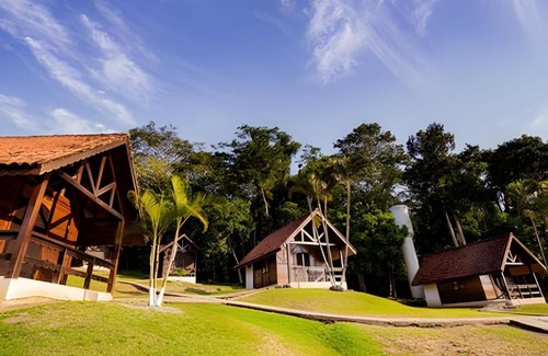 Eldorado Bed & Breakfast | Chalé Triplo Luxo - Chalés no Meio da Mata Atlântica