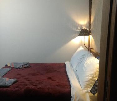 Carrancas Cabin | Chalés Apuã - 500 metros da Cachoeira - Piscina - Horários Estendidos