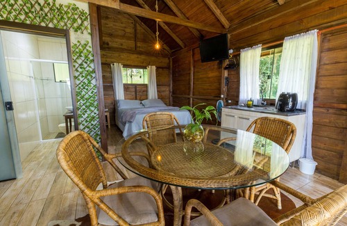 Rio do Sul House | Chal com Wi-fi Vista p o Lago em Meio a Natureza