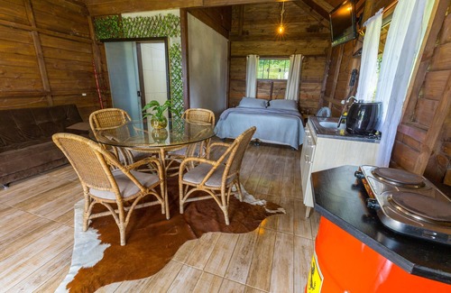 Rio do Sul House | Chal com Wi-fi Vista p o Lago em Meio a Natureza