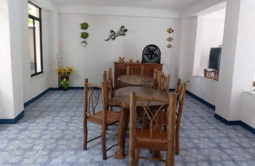 Puerto San Jose House | Chalet, a la orilla del mar. Ven a relajarte a la orilla de la playa